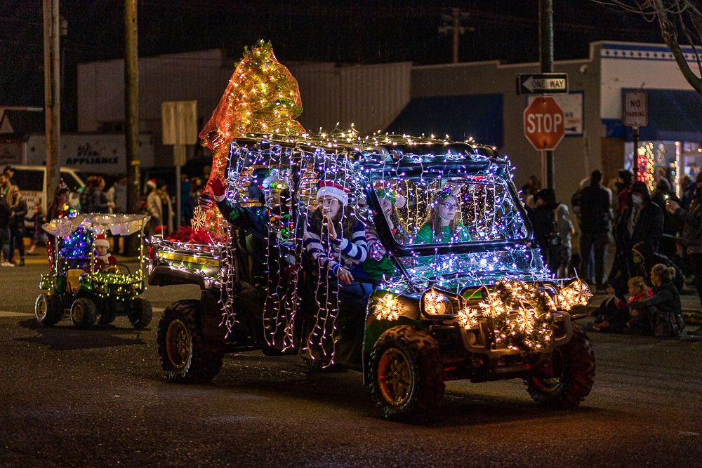 Tillamook Holiday Lights Parade, Tree Lighting Dec. 5, 2020 – Photos by ...