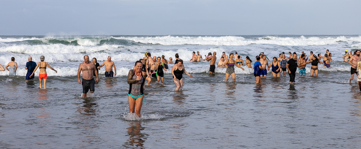 YMCA Cape Lookout Polar Plunge Jan. 1, 2025 – Photos & Videos